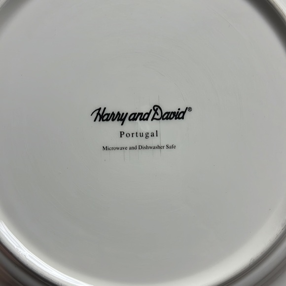 Harry and David dinner and salad plate set - Picture 2 of 3